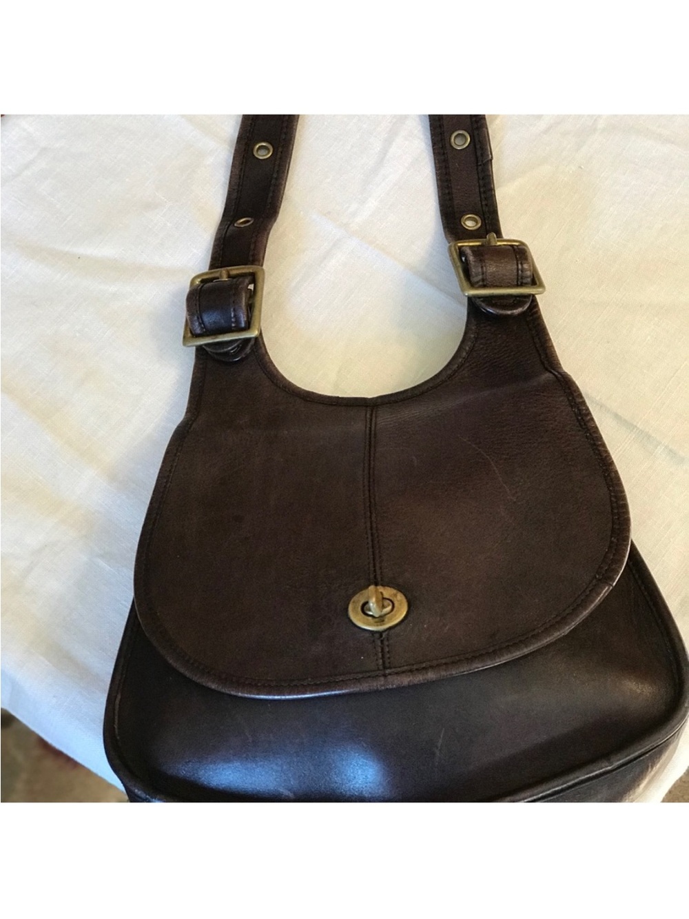 Vintage Coach Hippie Saddle Dark Brown Leather Shoulder Bag with Turn-Lock